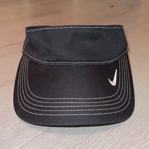 Nike visor